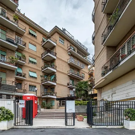 Apartment House - Monteverde